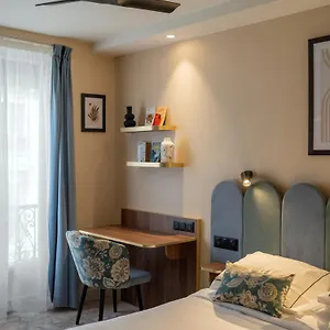 Boronali 3* Parijs